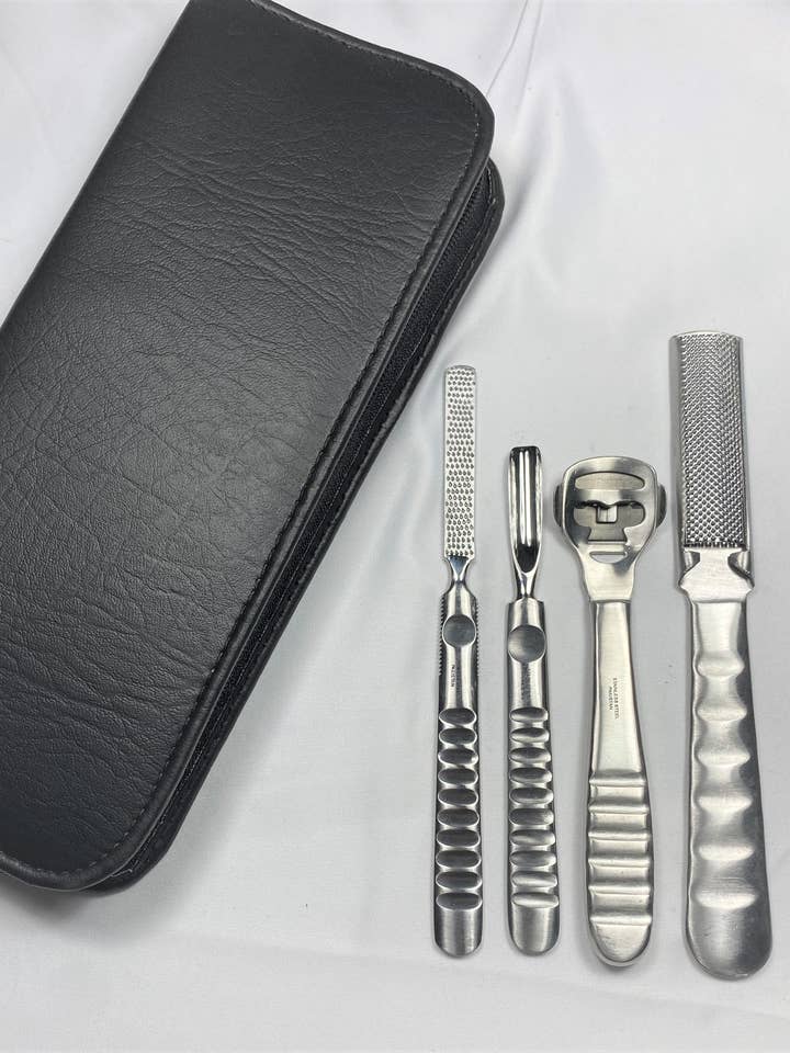 Stainless Steel Foot Care Set for wholesale by MAYA Cosmetics
