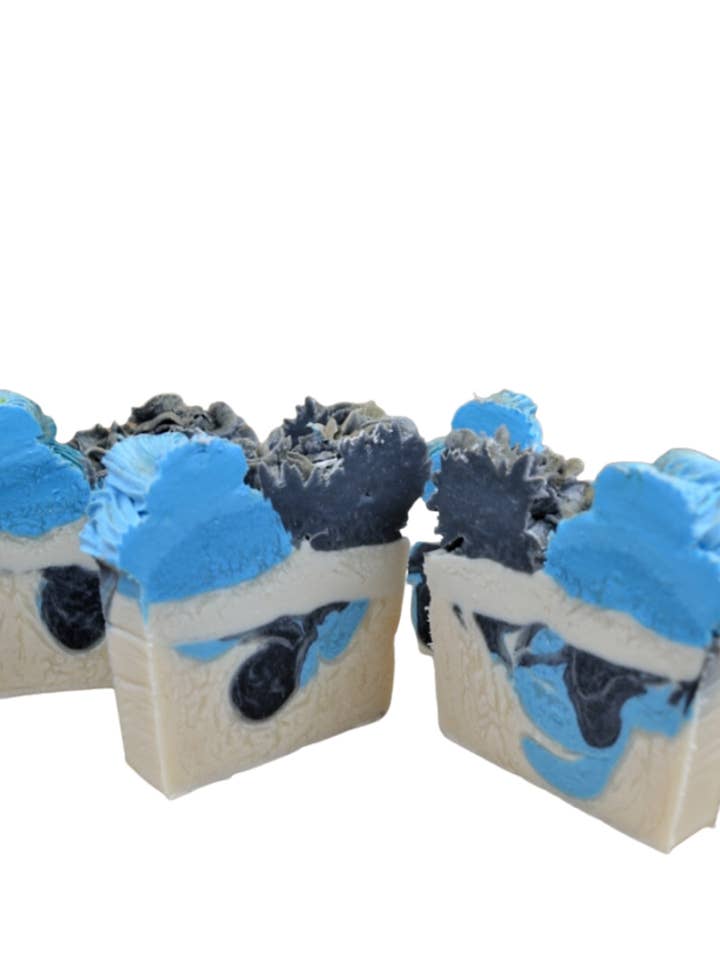 Fatia de Sabonete de Carvão e Veludo Azul de Luxo - Vegan - SLS Free - Sabonete de Processo a Frio por atacado de The Stuff I Love