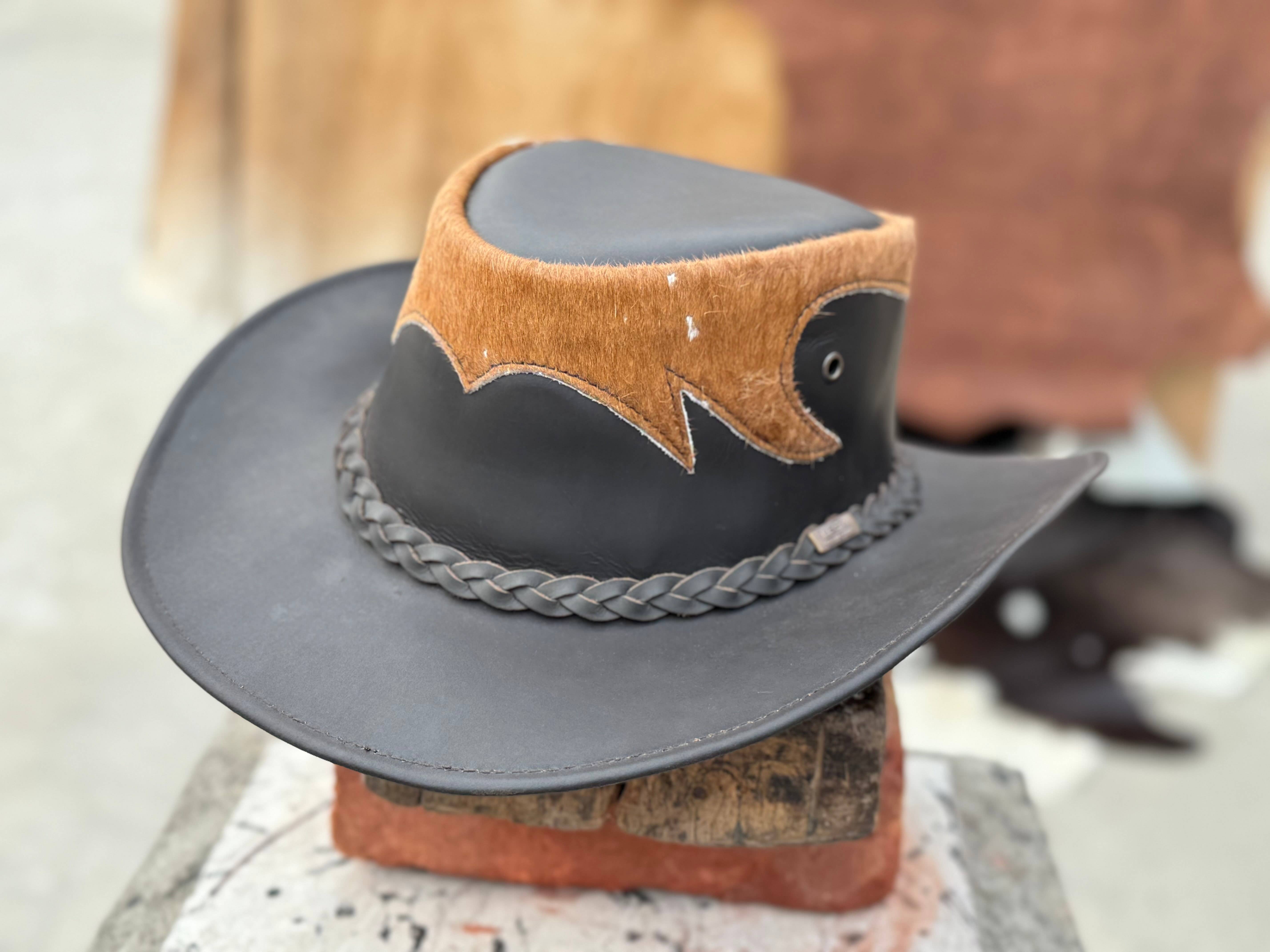 Lesa collection inc - Vente Chapeau de cowboy – unisexe - Chapeau de cowboy en cuir marron et noir Tri style occidental unisexe0