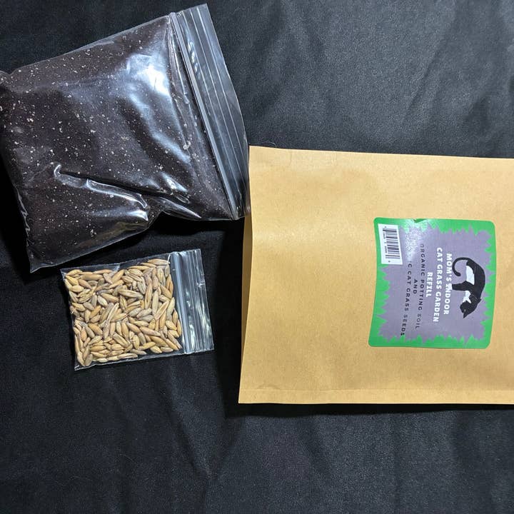 Mom’s Indoor Cat - Wholesale Pet Food - Cat - Cat Grass garden ball refill pack2