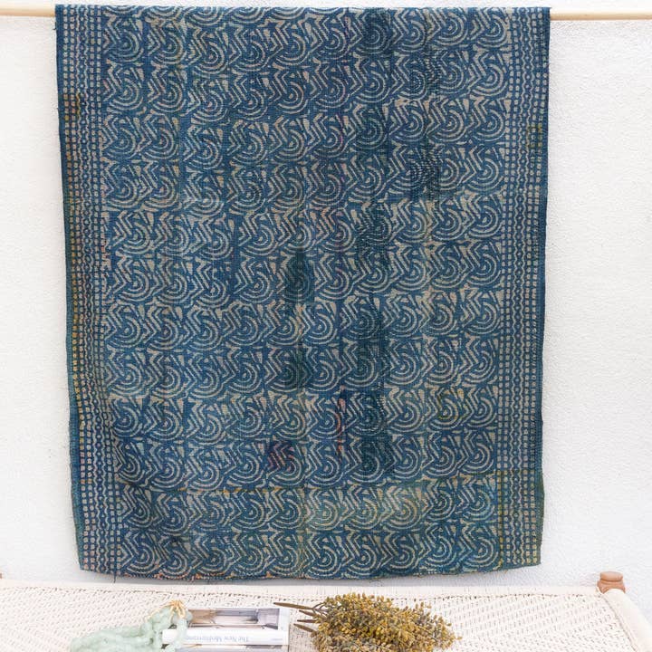Manta Estampada Vintage Índigo de Mares Arremolinados para venta al por mayor de De-cor