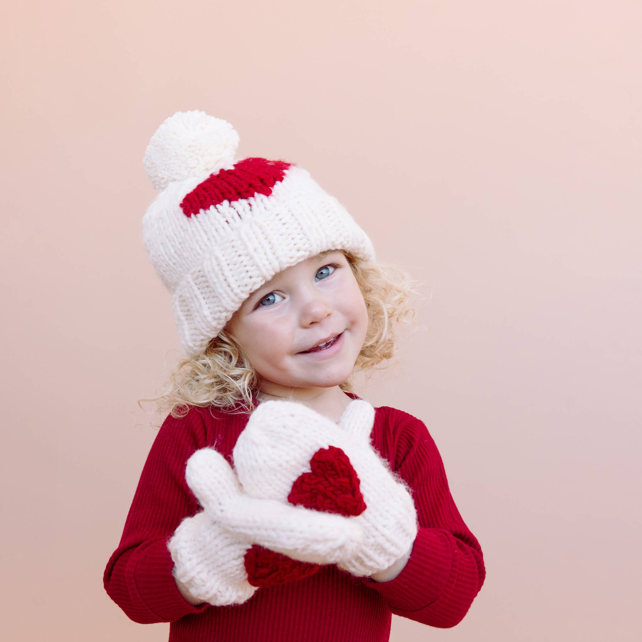 The Blueberry Hill - Vente Bonnet – enfant - Bonnet Cœur Rouge Enfant Bébé Chapeau Vêtements Saint-Valentin Amour1