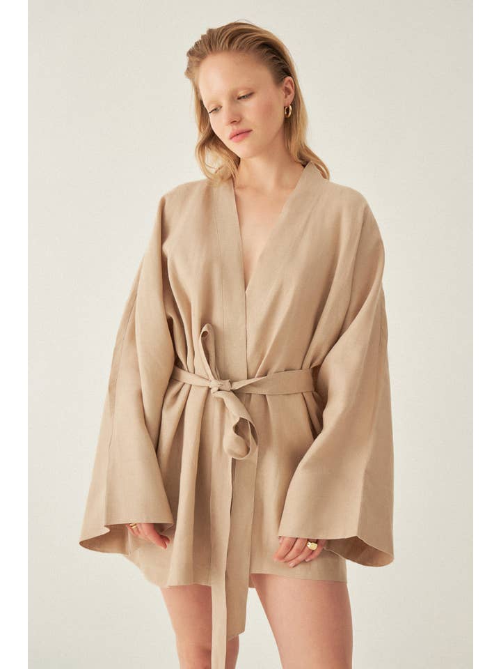 Le Cle – Kimono - Mulher por atacado – Kimono Riva em linho de corte amplo e comprimento curto10