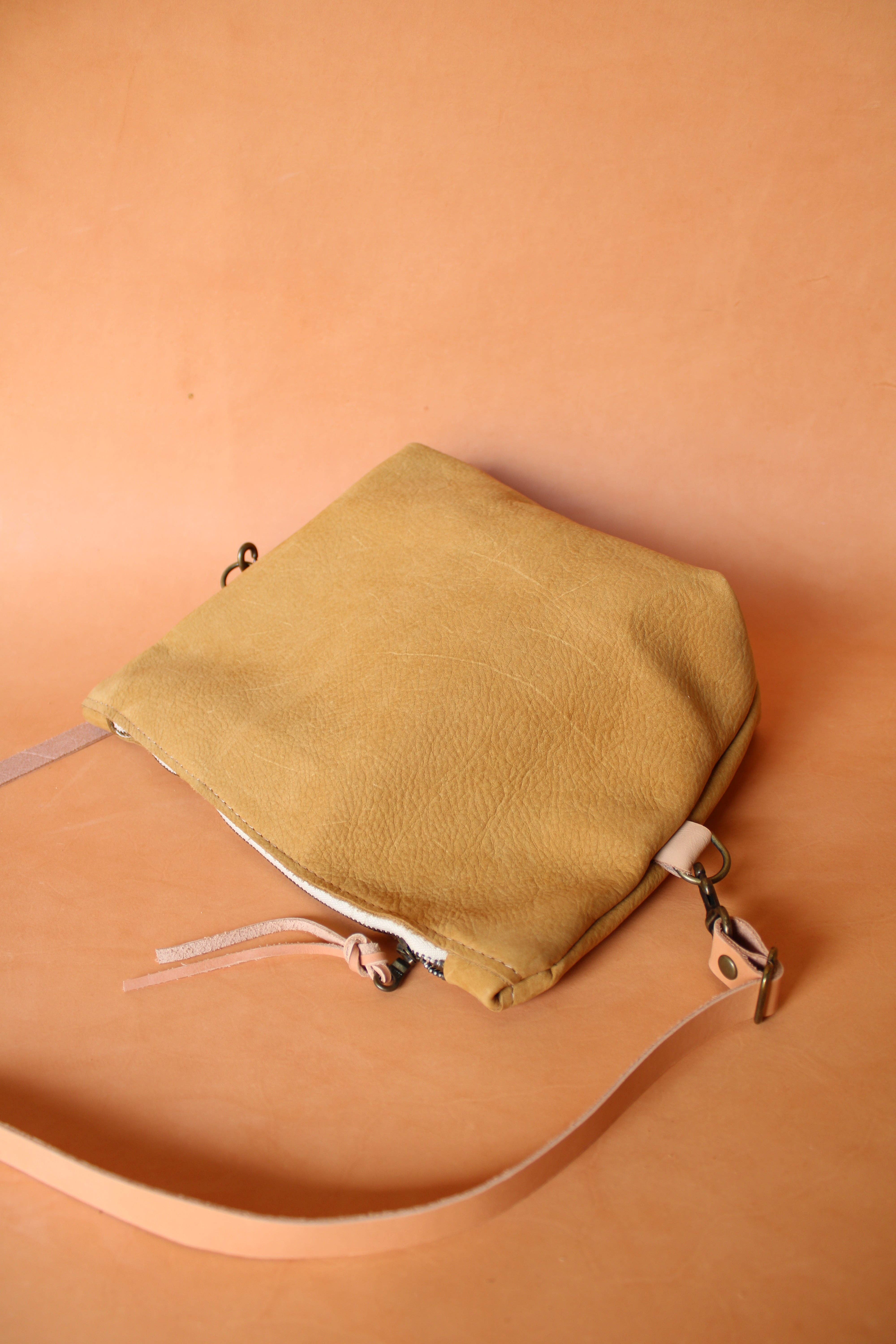 Olive n' Suede - Wholesale Crossbody Bag - Women's - Square Side Bag12