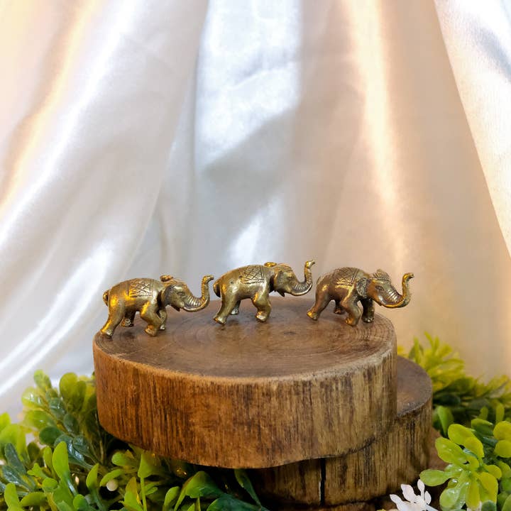 Karma Nepal Crafts - Wholesale Decorative Figurine - Handmade Mini Animal Brass Statue