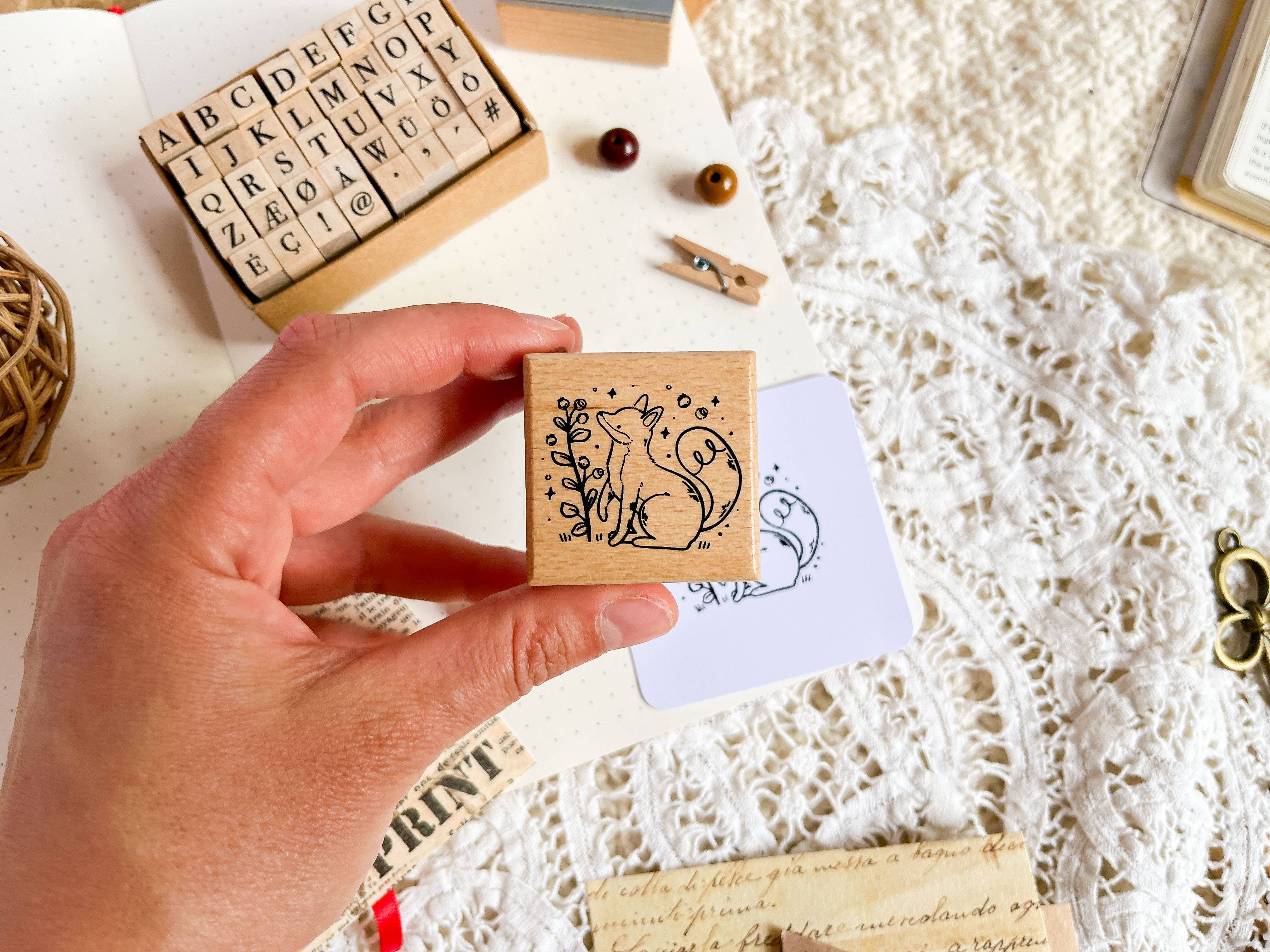 annalunakdraws - Wholesale Rubber/Decorative Stamp - Holzstempel - Fuchs & Blaubeere3