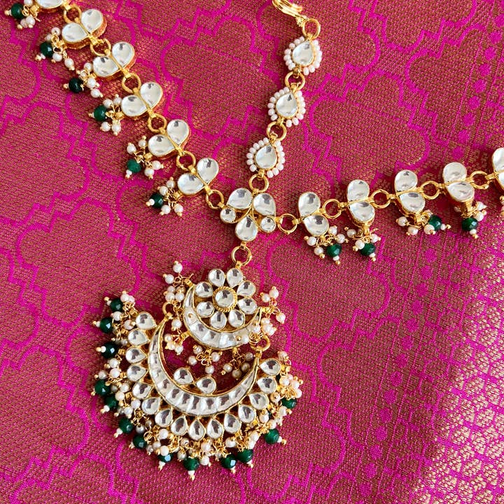 Emerald Mathapatti for wholesale by Saaj By G