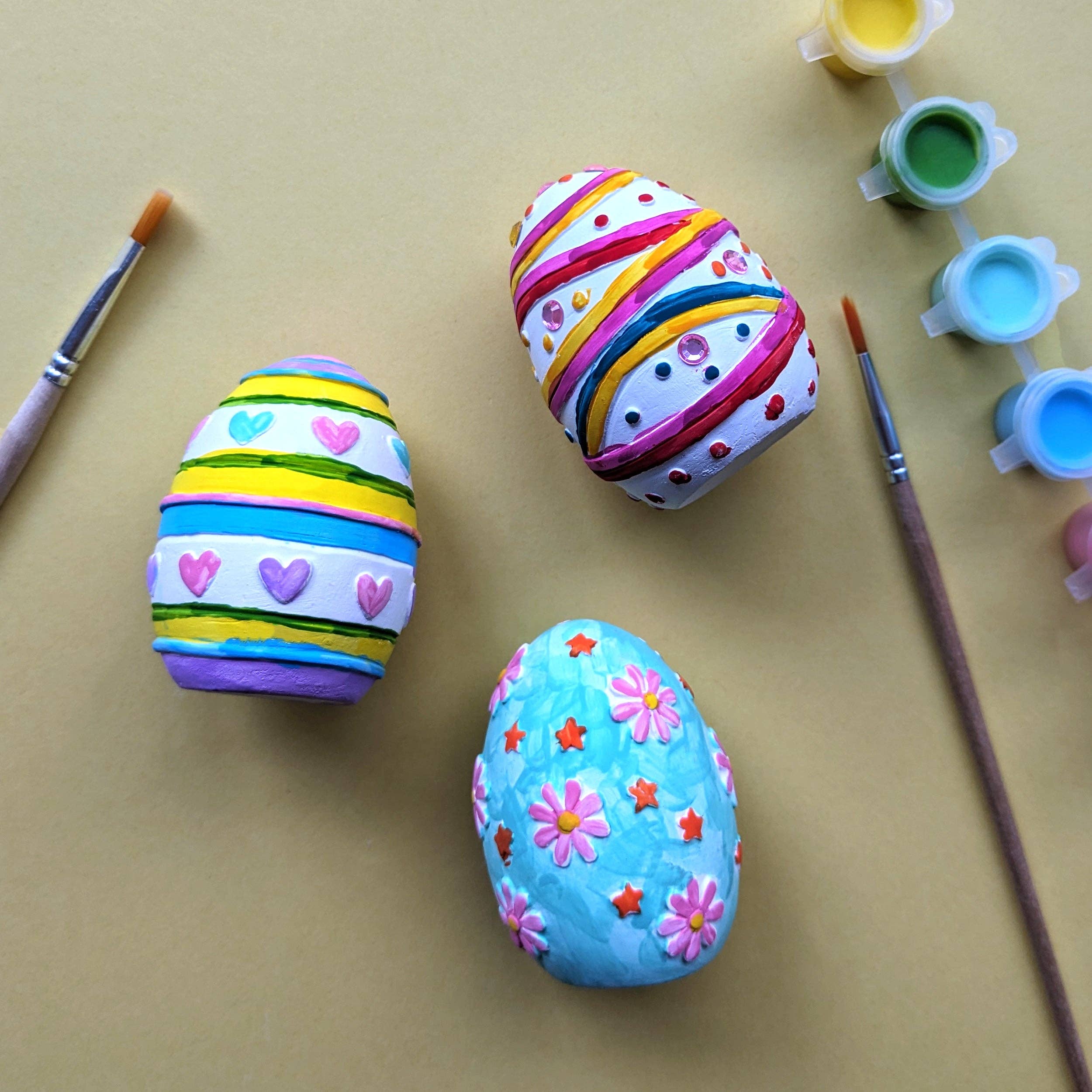Robert Frederick Ltd – wholesale Art set – Child & baby – My Easter Art Set – Children’s Activity Set with Paints, Stickers and Plaster Eggs4