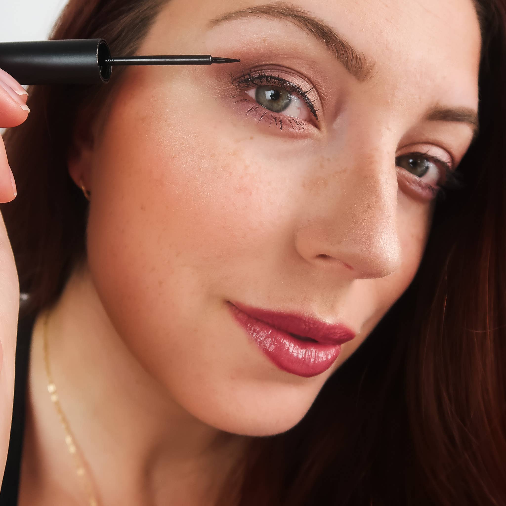 withSimplicity - Wholesale Eyeliner/Pencil - Natural & Organic Liquid Eyeliner | Clean Makeup1