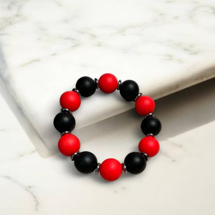 Fish Towne Designs, LLC - Wholesale Beaded Bracelet - Red and Black Game Day Chunky Bead Bracelet3