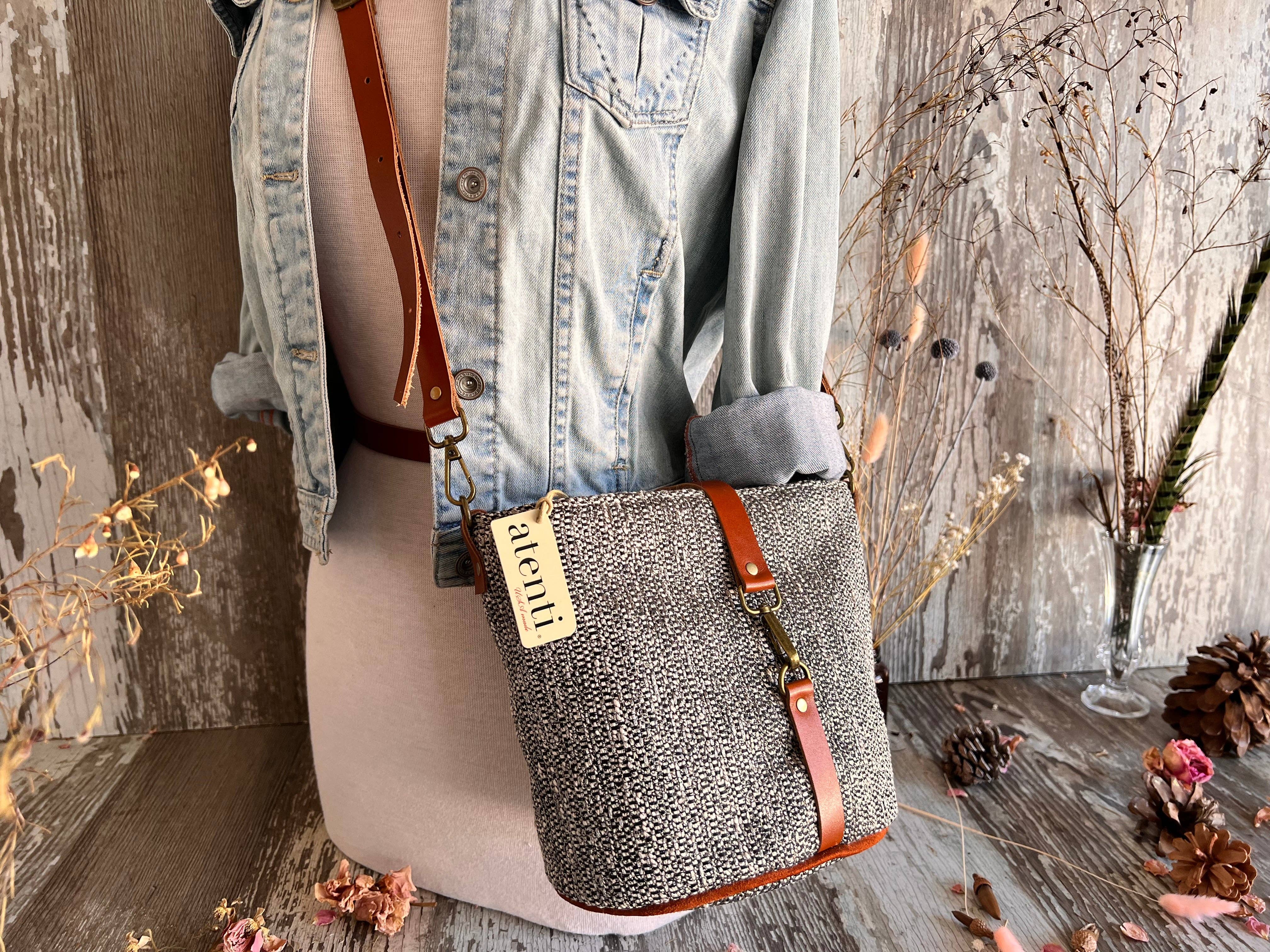 Atenti - Venta al por mayor Bandolera - Mujer - Bolsa tipo bombonera Cinder Halle8