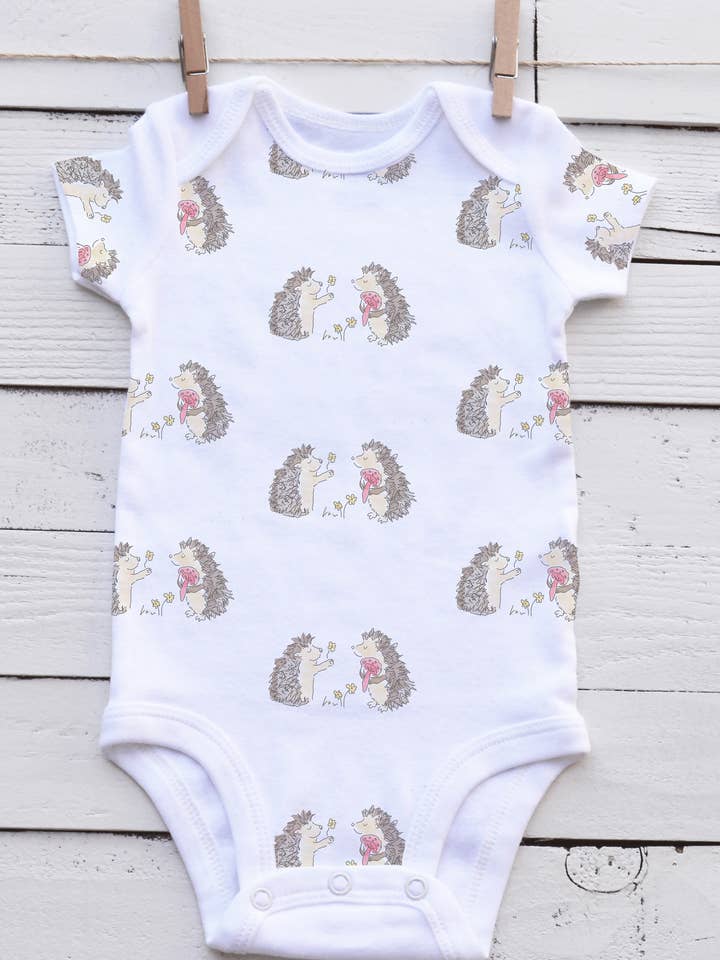 Hedgehog Bodysuit (Pattern) for wholesale by Walderwinks