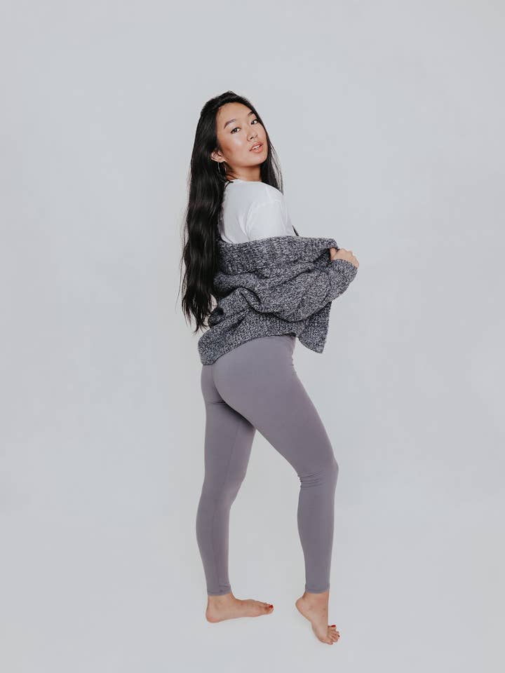 Ann- Grey for wholesale by Not Only Pants