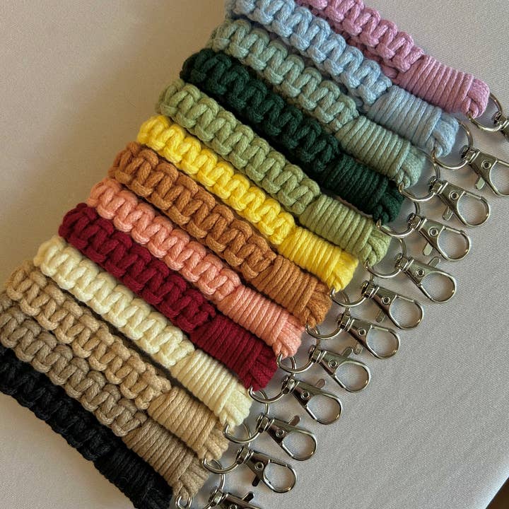 Penguin Knots - Venta al por mayor Llavero - Mujer - Llavero de macramé con bucle para dedo13