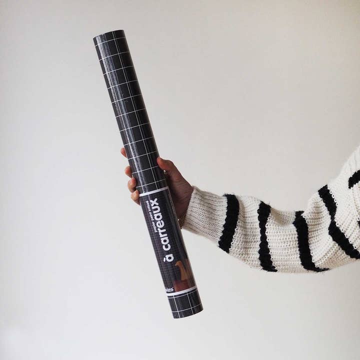 À Carreaux - Wholesale Wallpaper - BLACK Wallpaper with small white squares3