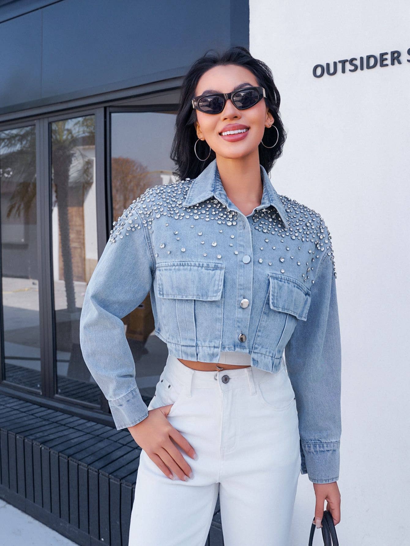 blå M05 kort jeansjacka med strass för wholesale på Faire4