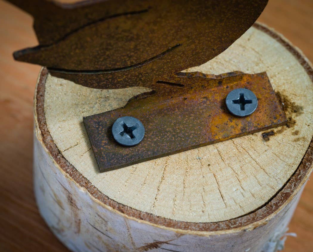 Elegant Garden Design - Wholesale Outdoor Ornament/Decor - Carolina Wren Tab9