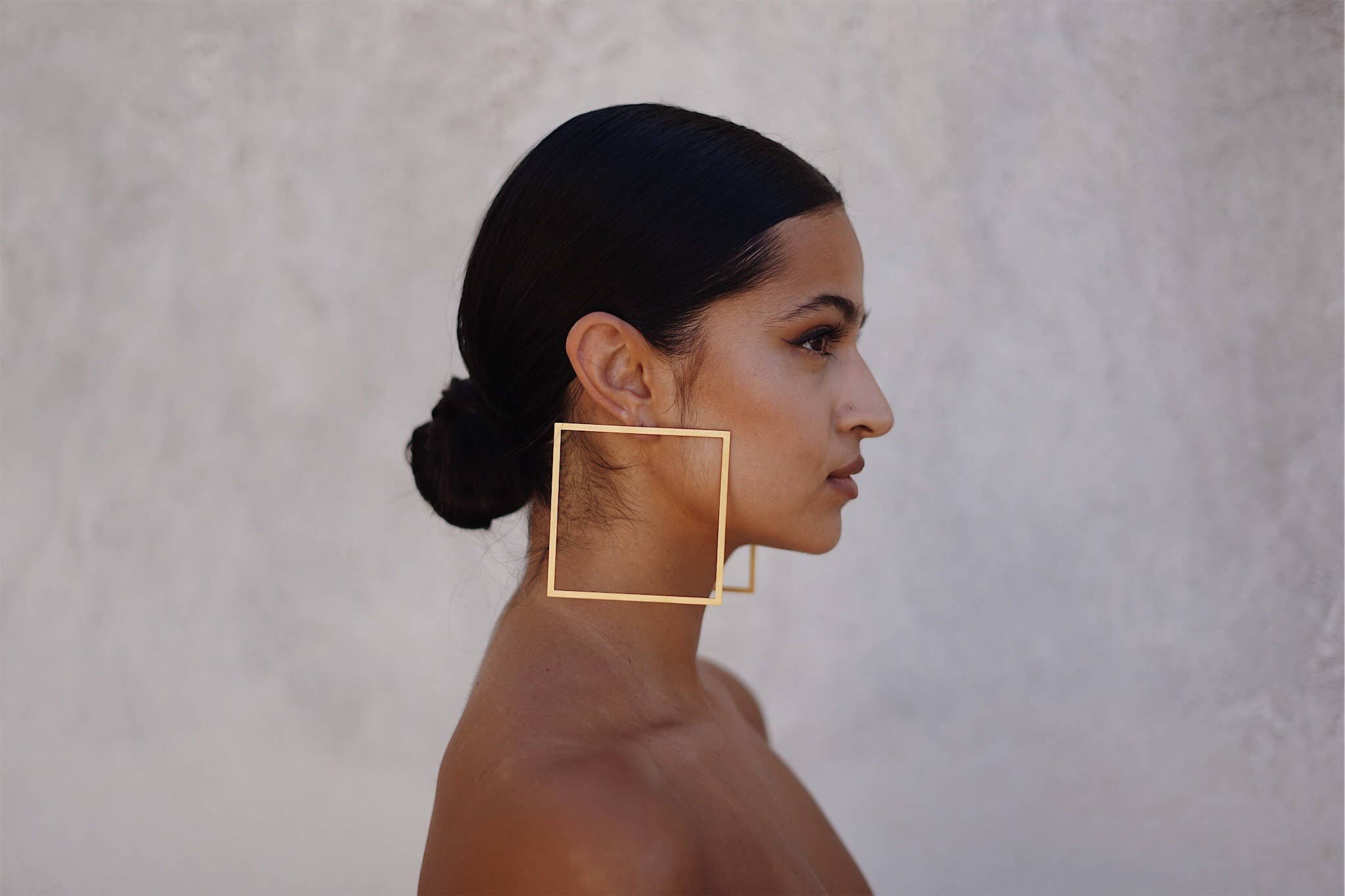 Laka Luka – Engroshandel Hoops – Oversized guldbelagte geometriske firkantede hoops7