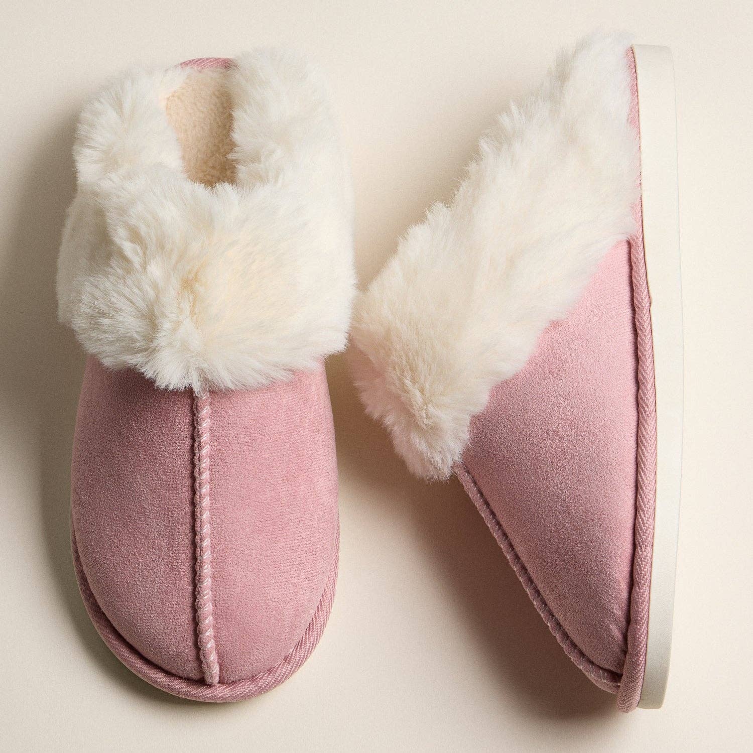Lilla Haven - Wholesale Slippers - Women's - Faux Fur Lined Suede-Style Fuzzy Slippers for Christmas Gift1
