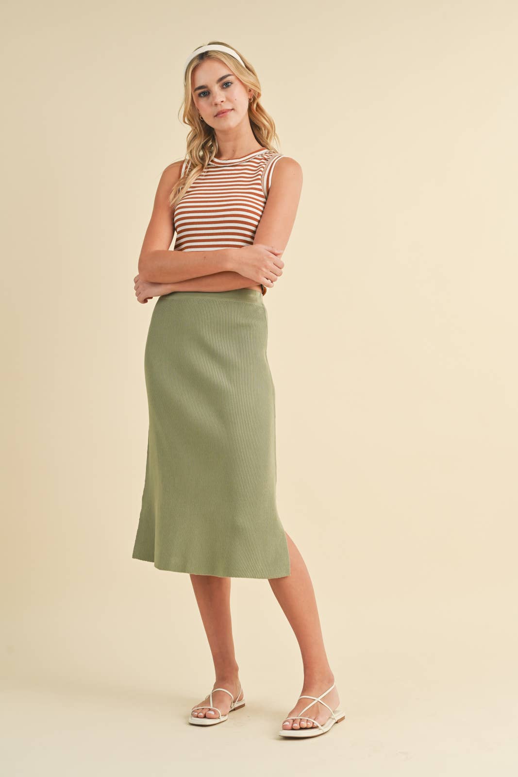 Wishlist Apparel - Wholesale Skirt - Women's - RIBBED SWEATER MIDI SKIRT WITH SIDE SLITS / WL23-818715