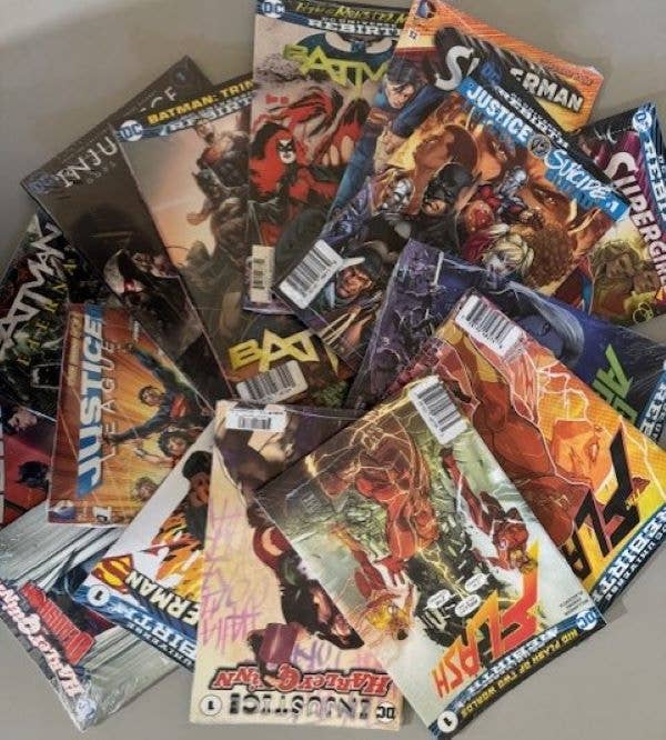 Wildwood Enterprises LLC – wholesale Serietidning – DC Blandad 3st. Serietidningspaket - (25) 3st. Paket2