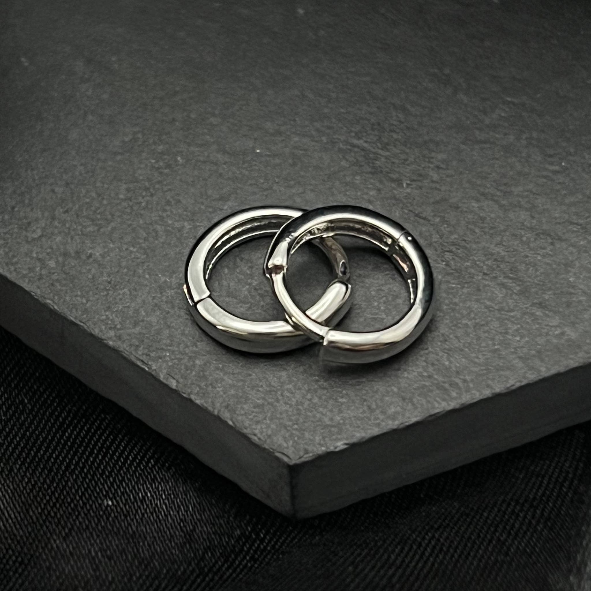 Howard's - Wholesale Huggie Earrings - Huggie Hoop Earrings5