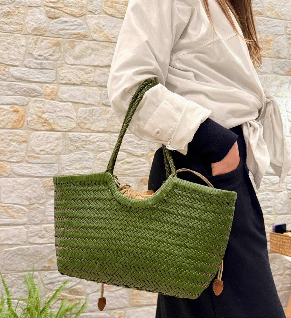 Sook Stainable - Vente Tote bag – femme - Carmel - Sac fourre-tout en cuir en U tissé à la main4