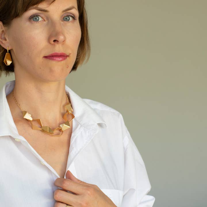 Elina Briede Jewelry - Wholesale Link & Chain Necklace - Geometric link statement necklace1