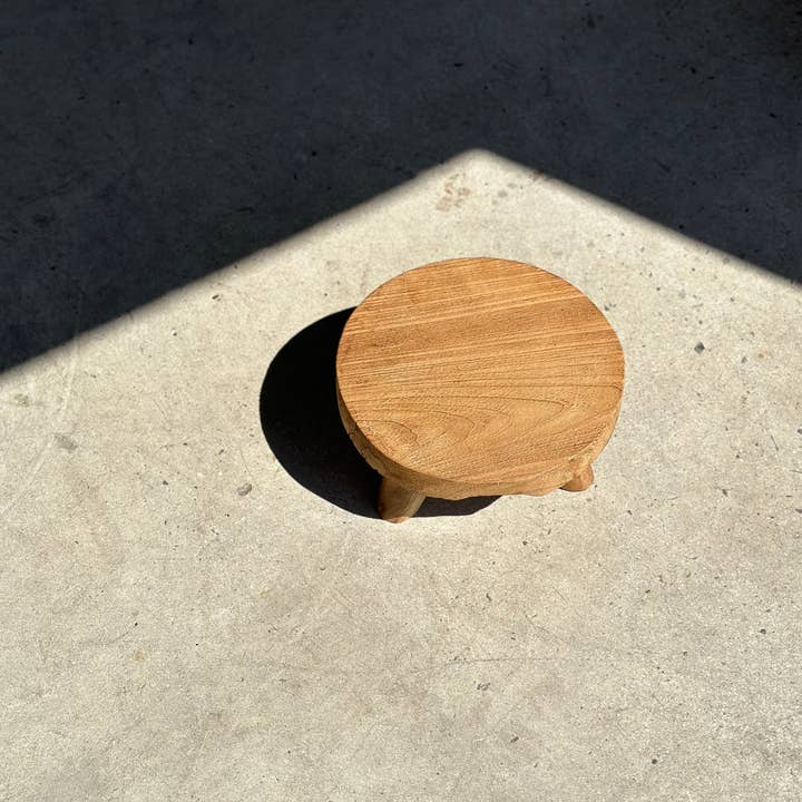 Office Objets - Wholesale Stool - Small low three-legged stool in upcycled blond teak D:30 H:1533