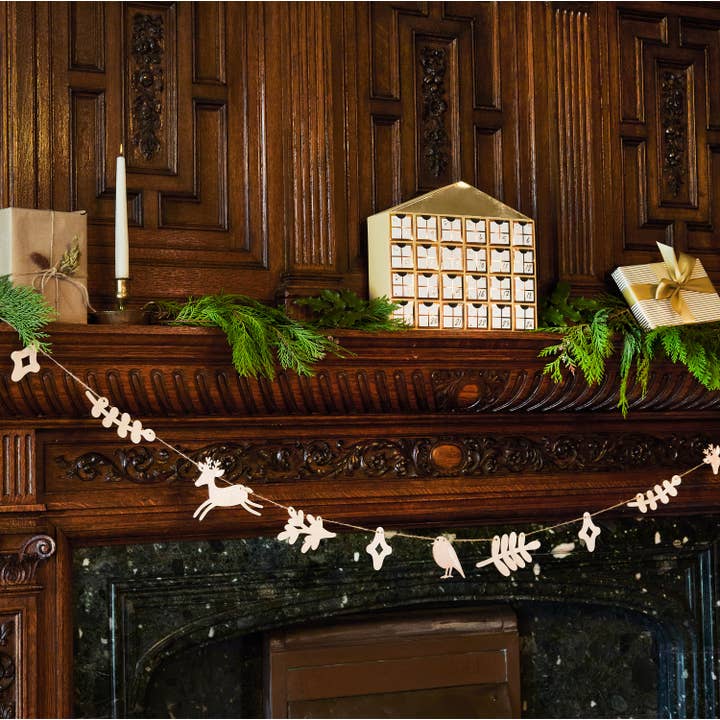 Hootyballoo by Club Green – wholesale Bunting/garland – Wooden Christmas Garland 2.5m1