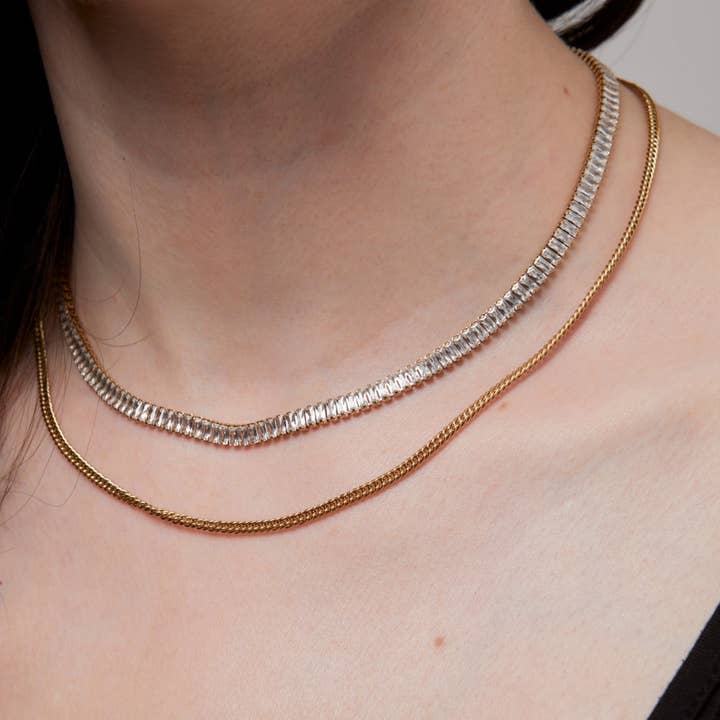 Collier en cristal multicouche pour la vente par Knight & Day Jewellery