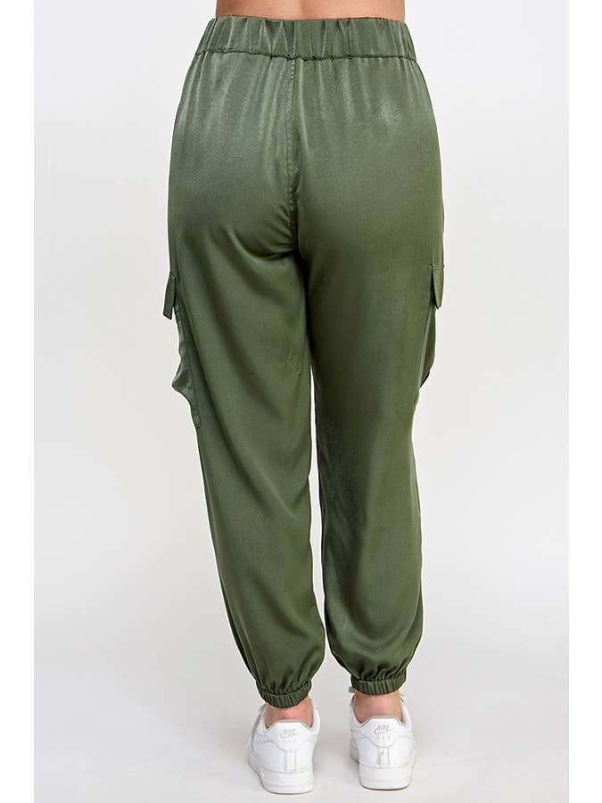 Haute Fox Plus Size & Contemporary - Wholesale Athletic Sweatpants/Joggers - Women's - Plus Size Cargo Jogger Solid Pants - SS2402P-P4