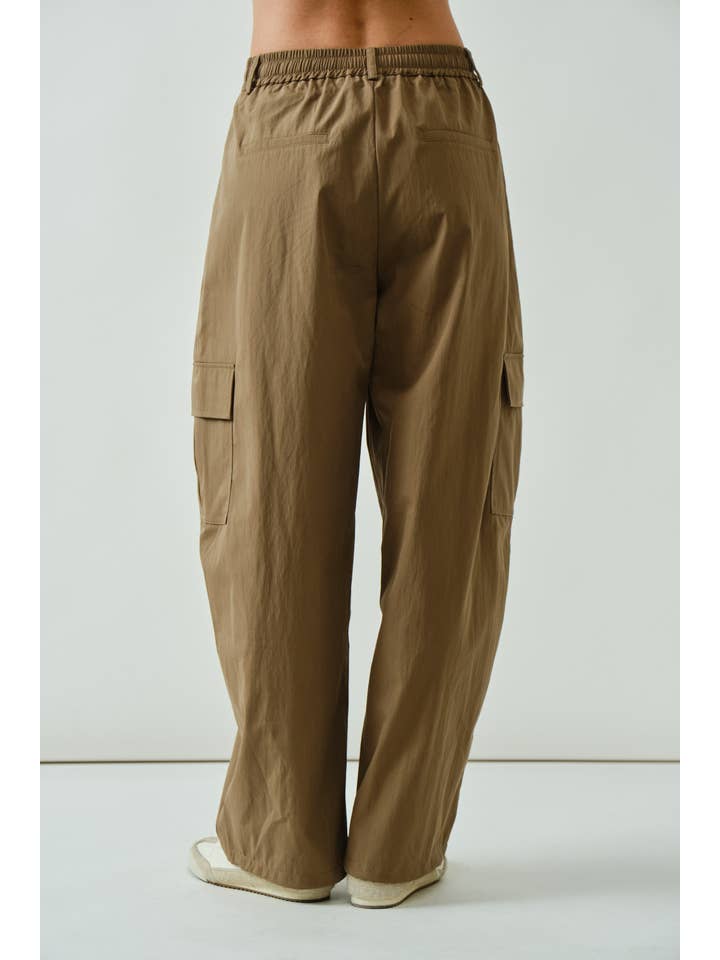Aaron & Amber - Wholesale Pants - Women's - AJP5383 CARGO SEMI BARREL PANTS11