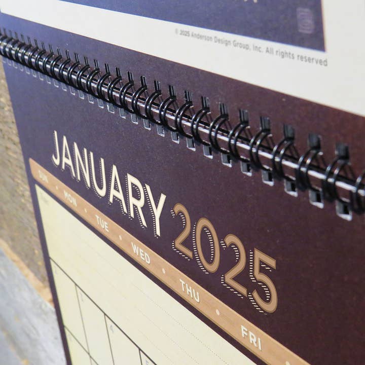 Anderson Design Group – wholesale Kalender – Väggkalender 2025: Nationalparkens legender5