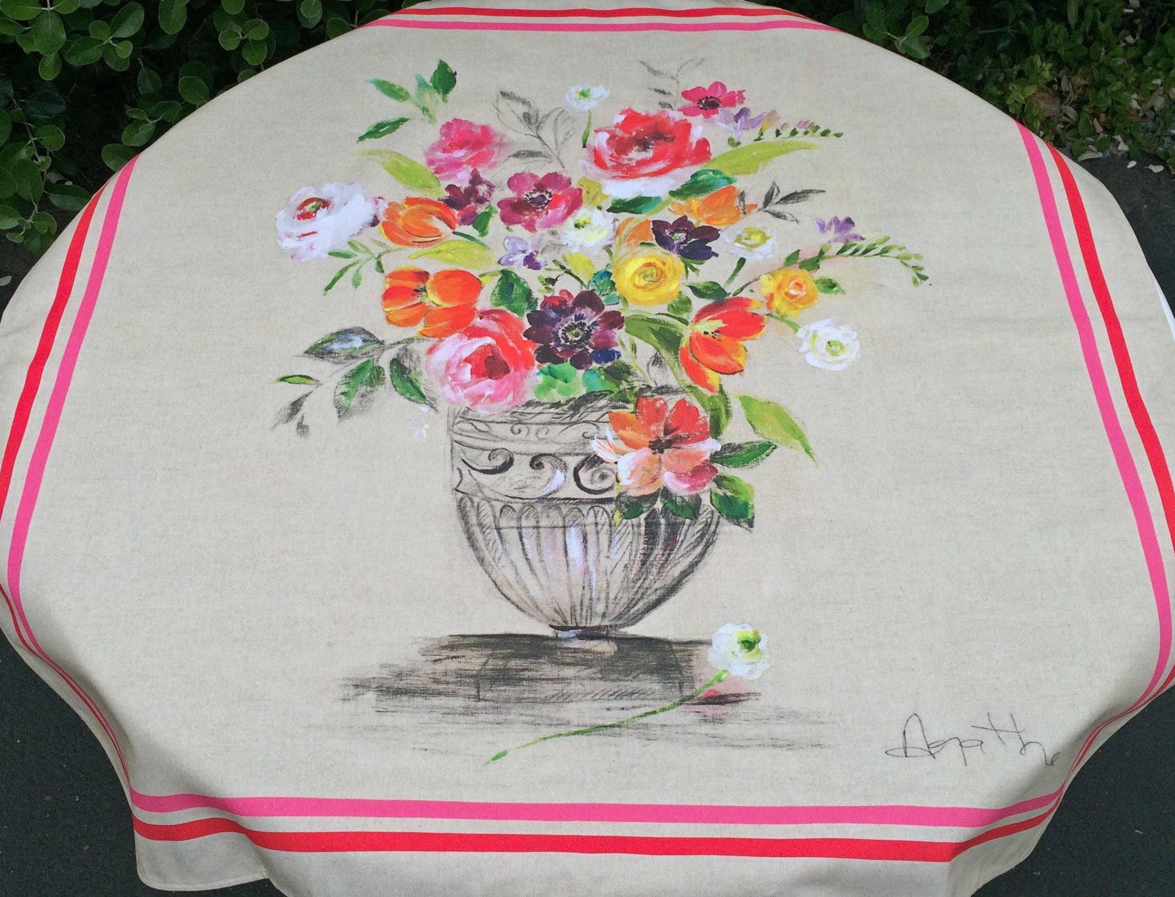 La Maisonnette - Wholesale Tablecloth - French Tablecloth Fleur le Bouquet or Fleur in Vase3