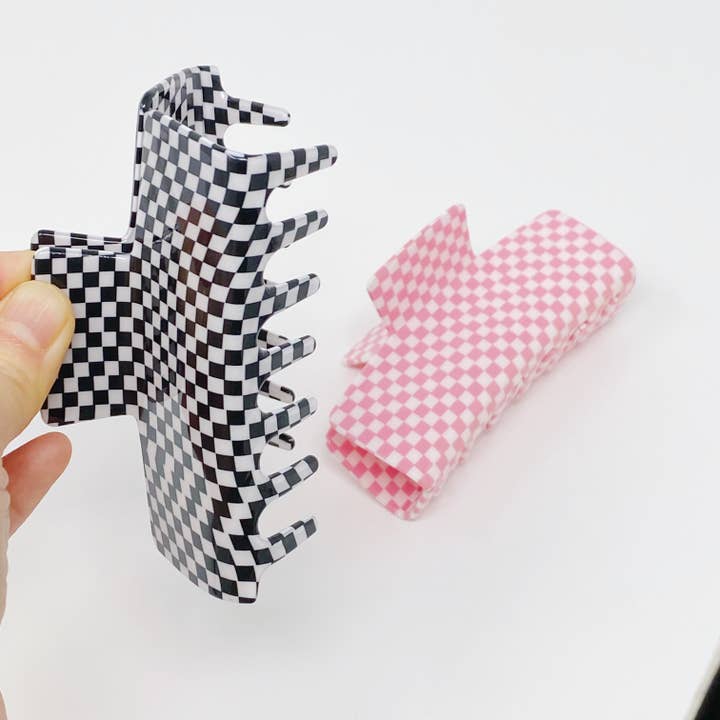 Ellison+Young - Wholesale Hair Clip - Women's - Oversized Checkered Hair Claw2