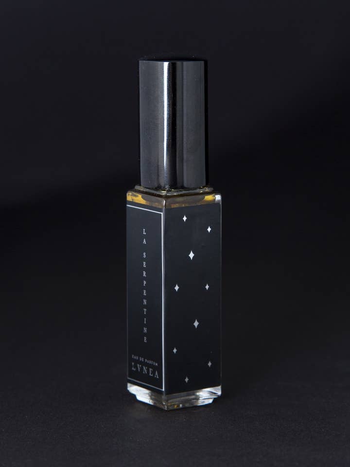 LA SERPENTINE 8ml Eau de Parfum | Peach, patchouli, oakmoss for wholesale by Lvnea Perfume