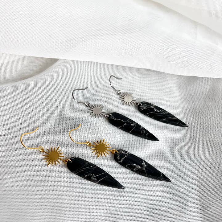 Pendentifs en marbre noir pour la vente par Luxe and Love Creations