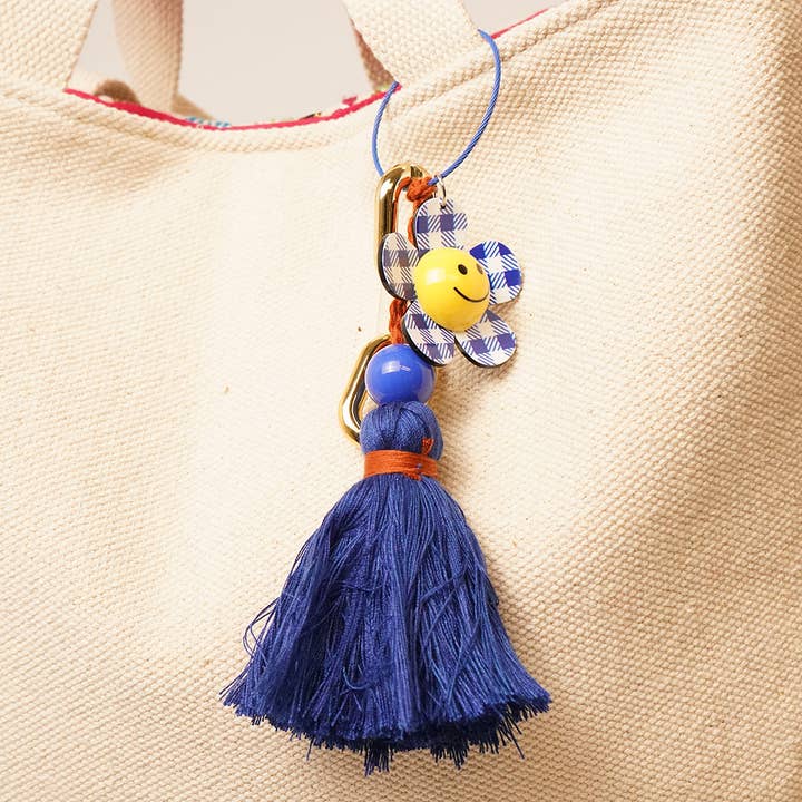 Fashion City - Wholesale Keychain - Women's - Happy Face Gingham Flower Tassel Keyring Bag Charm1