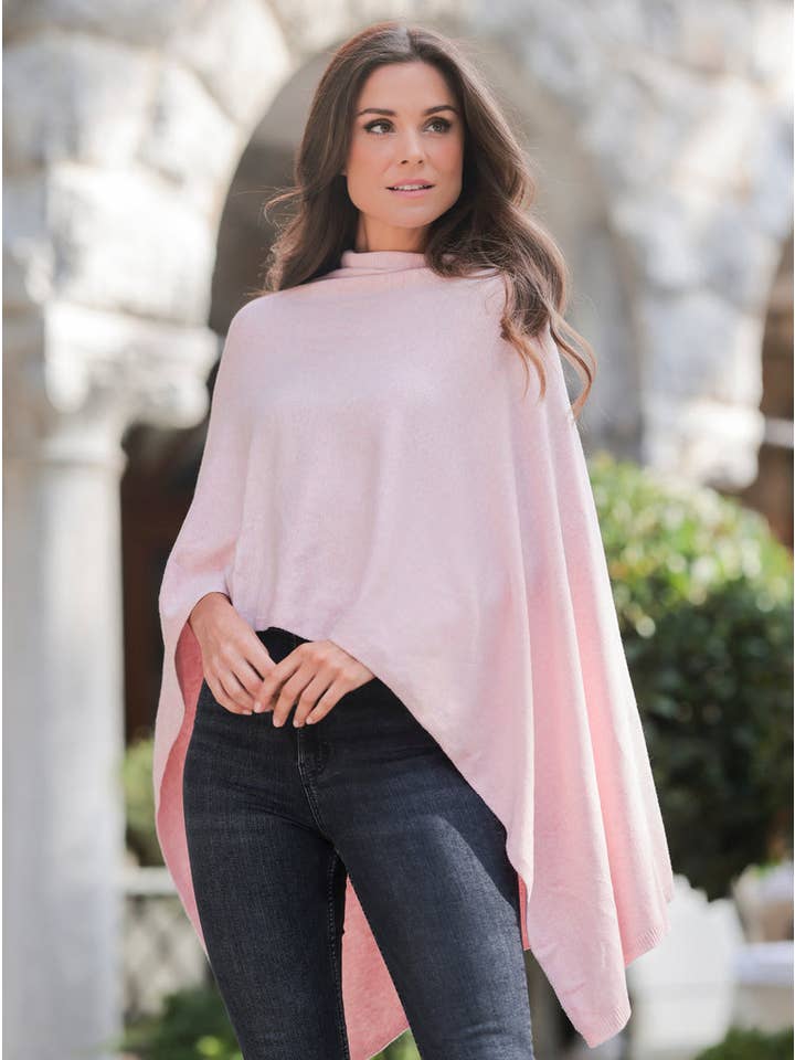 Shiraleah - Wholesale Poncho - Women's - FRANCOISE TRAVEL PONCHO