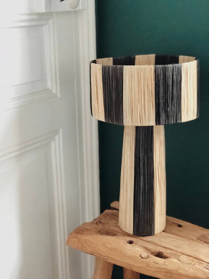 Wide Stripes and Natural Raffia lamp, TABLE Raffia LAMPS for wholesale by Mikwi