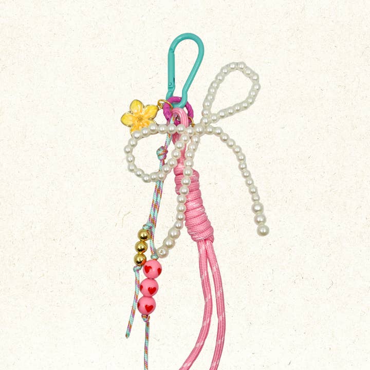 Schlüsselanhänger Taschenanhänger Rosa Mit Schleife für den Großhandel von Bits of Bliss