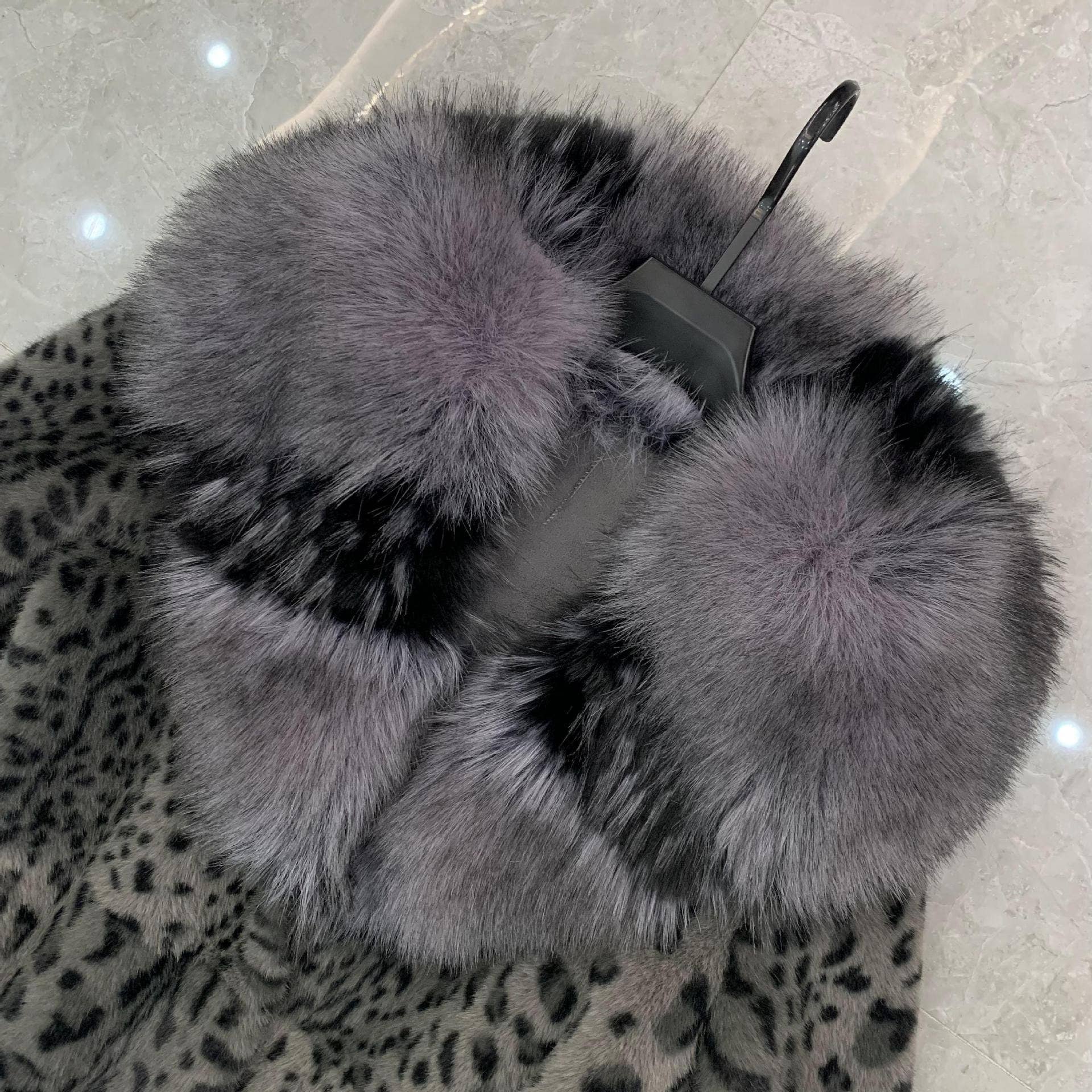 Flerfärgad SY329 Ny vinter lång fuskpäls för wholesale på Faire9