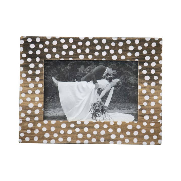 Foreside Home & Garden - Wholesale Picture Frame - Bettina White Polka Dot 4x6 Photo Wood Picture Frame1