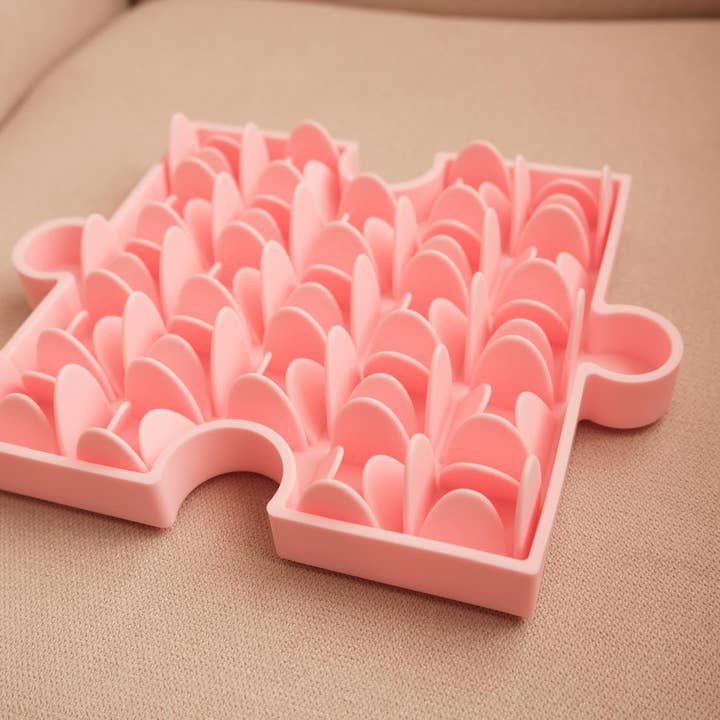 Furlou - Wholesale Pet Food Mat - Dog - Puzzle Lick Mat5