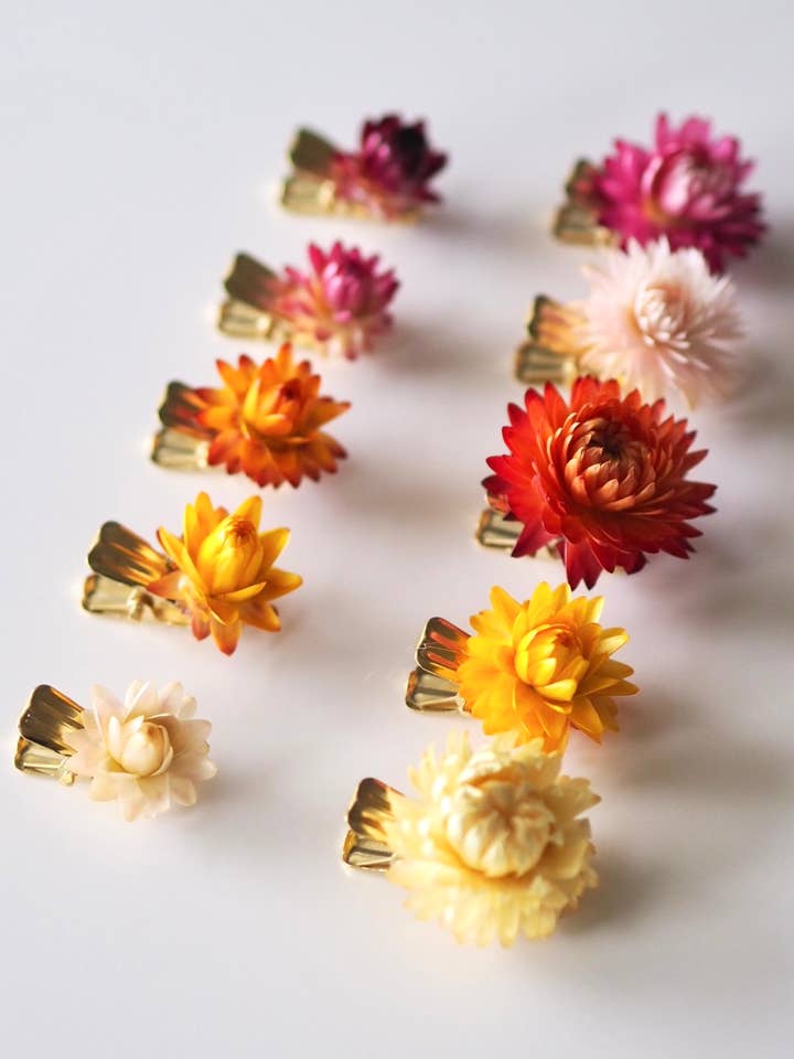 Dried Flower Clip | Flower Paperclip for wholesale by Floweme