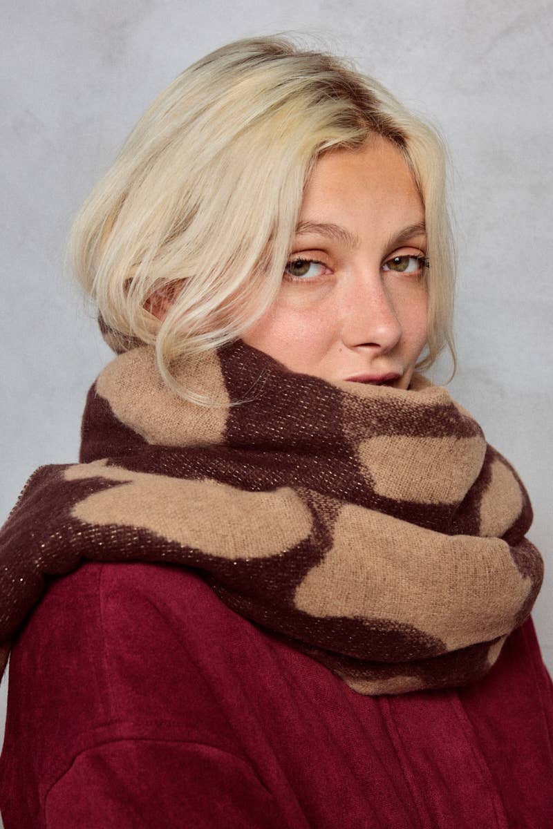 BYREN | ÉLINE L'ATELIER - Wholesale Scarf - Women's - Wool scarf with leopard pattern FL215DF6