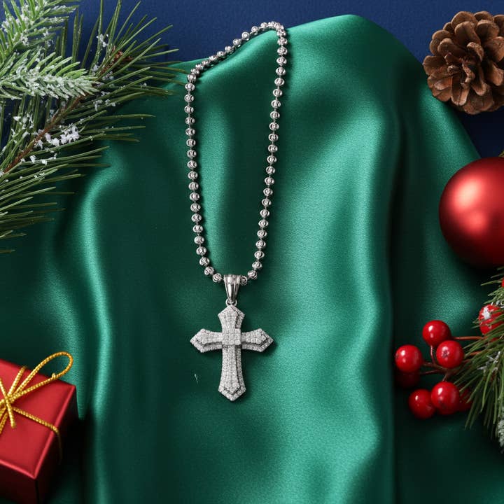 Nouveau Pendentif Croix en Argent Sterling Blanc 925 de King Of Bling avec Moissanite 1,00ct VVS D Clr. pour la vente par KING OF BLINGS