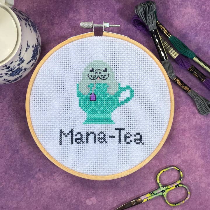 Mana-Tea Kreuzstich-Set für Anfänger — Tea Room Collection für den Großhandel von Craftysmith