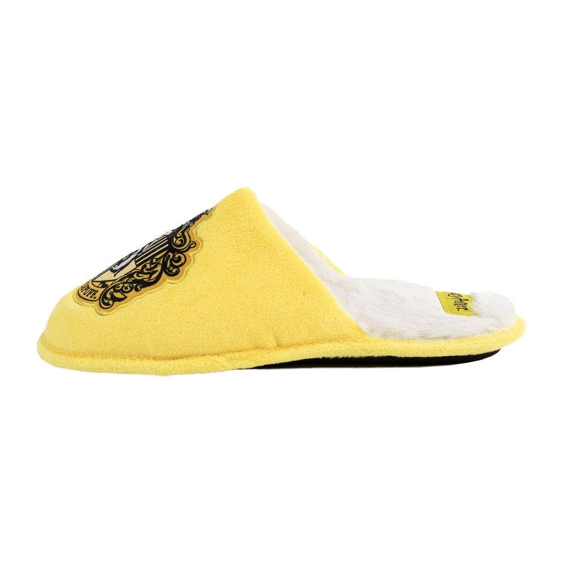 Mastoys, S.L. - Wholesale Athletic Sneakers - Unisex - HARRY POTTER HUFFLEPUFF HOUSE SLIPPERS - 23000068642